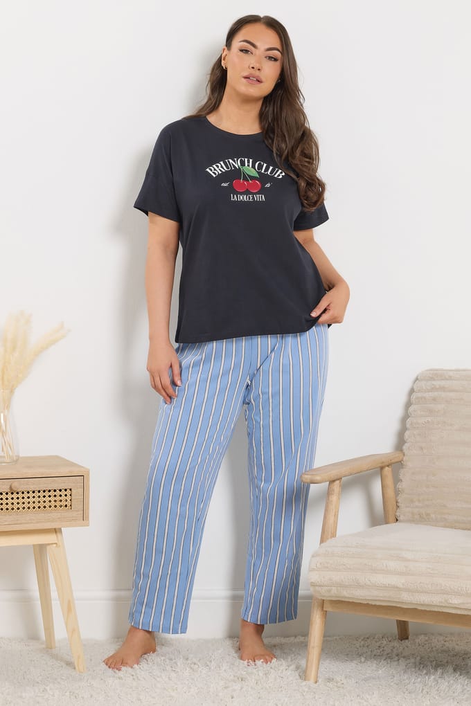 Yours Marineblauw Slaap Tshirt 'Brunch Club' Size 58-60