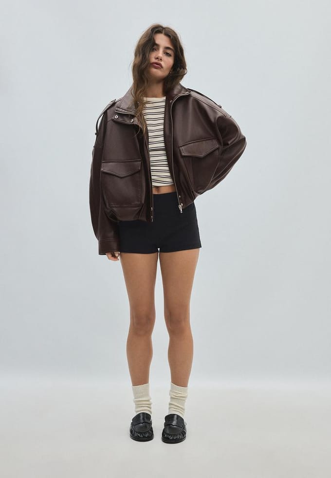 Stradivarius Oversized jack met leereffect  Bruin L