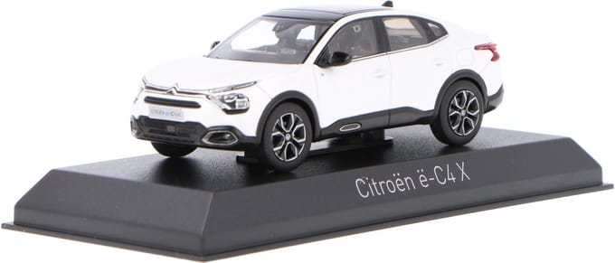 Citroen E-C4 X 2023 White Pearl