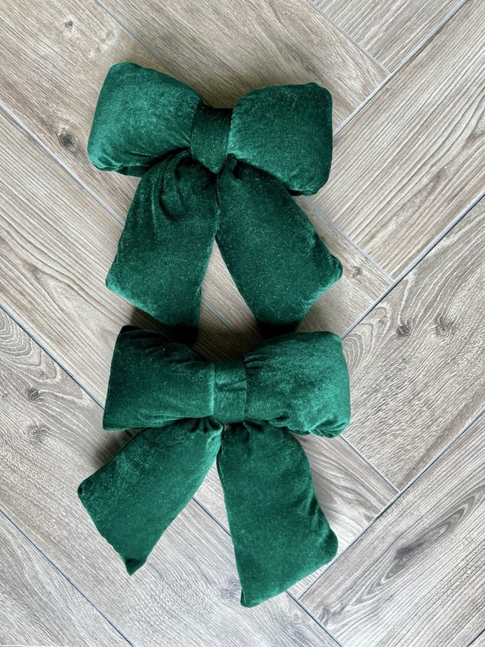 2 Ornaments Padded Bow Fabric Green 29cm