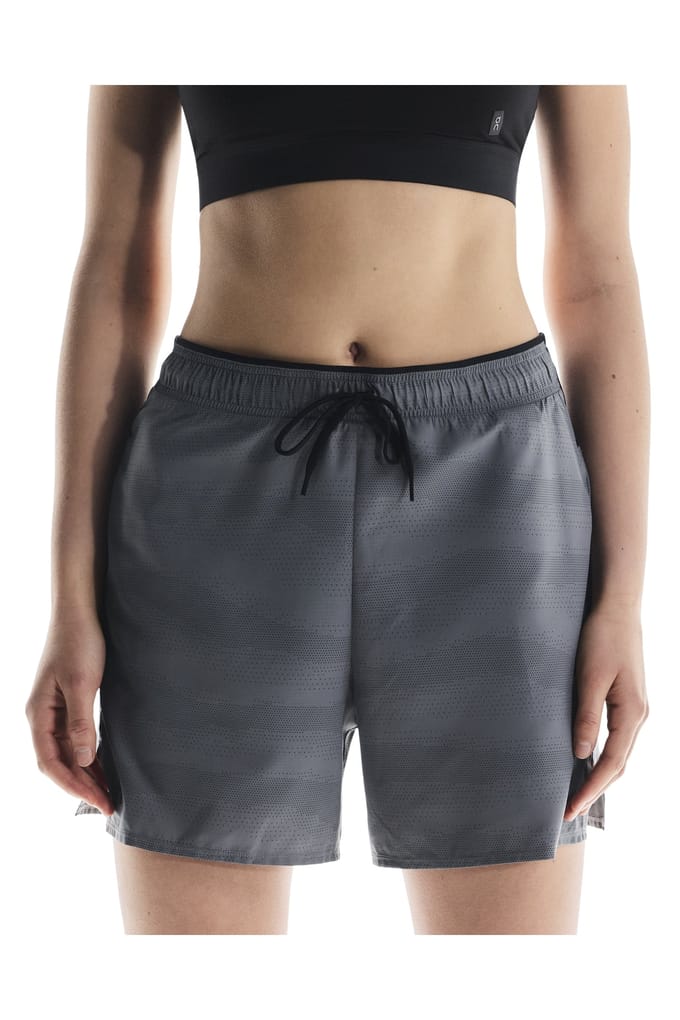 On Trail Shorts 1 W Rock Rock Maat: S | Korte Broeken Outlet | Dames | Grijs