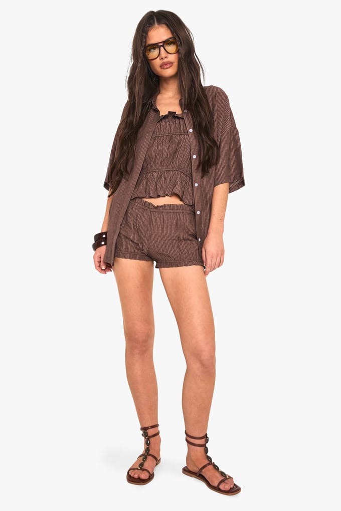 boohoo Dames Cami met getextureerde streep en ruches | Chocolate | Maat: 8