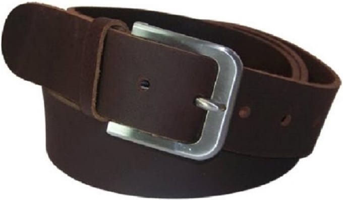 100% Leren Riem, 4 cm. Breed, taillemaat 100 cm. Donkerbruin.