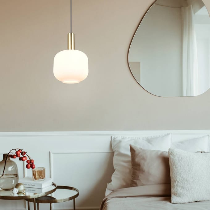 TRIO DIVA - Hanglamp - Messing mat - Wit glas - excl. 1x E27 8,5 W - Plafondbevestiging - In hoogte verstelbaar