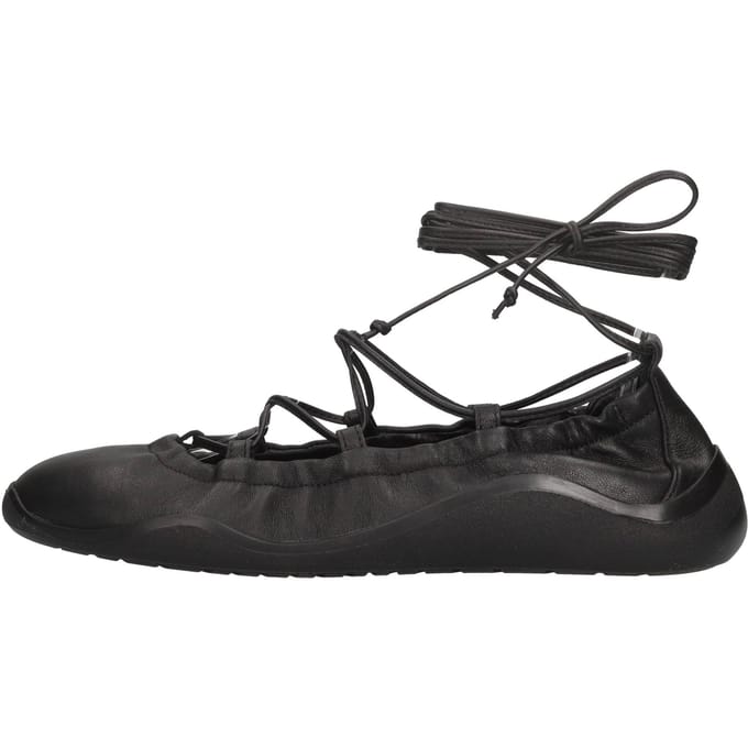 Vic Matie Lage schoenen zwart