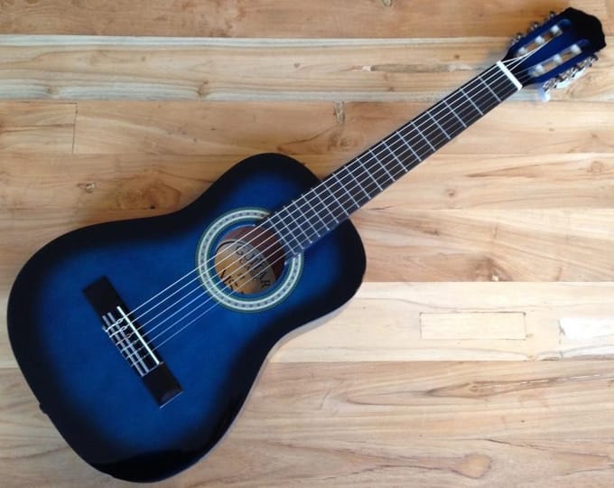 MSA C9 blauwe kindergitaar 3/4 maat blueburst