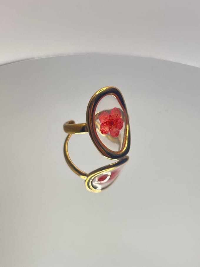 Goudkleurige Epoxy Forever Leaf Ring - Rode Bloem - 316L RVS