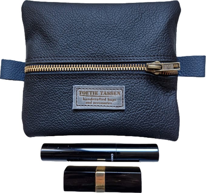 Toetie & Zo - Handgemaakte Makeuptas - Leer - Blauw - Plat model - Toilettas - Etui