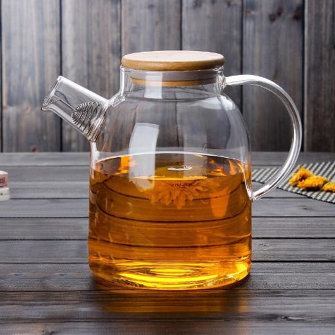 Pichet à eau en verre de 1800 ml avec filtre et fouet, couvercle en bois, résistant à la chaleur, pour réfrigérateur white