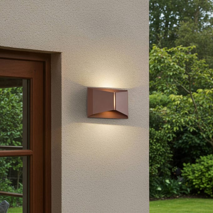 Lindby LED buiten wandlamp Anlira, bruin, Up & down, IP65
