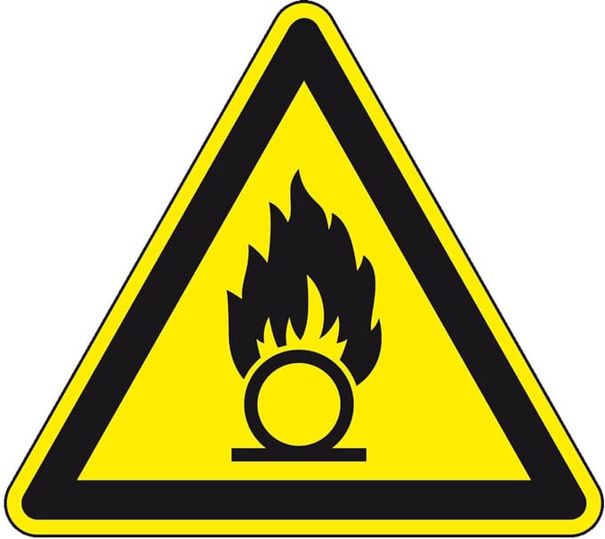 Waarschuwingssticker oxiderende stoffen - ISO 7010 - W028 400 mm