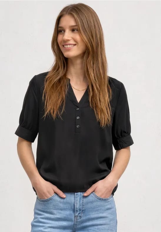 Blouse met korte mouwen, split in de hals en elastische zoom
