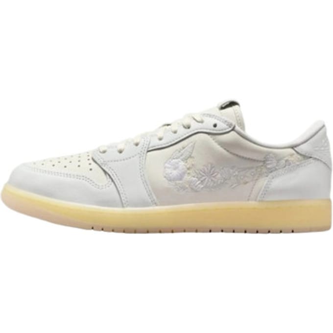 Lage Sneakers Nike 1 Retro Low OG Rabbit Floral Swoosh