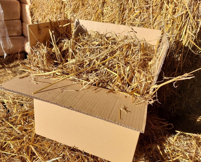 Stro - 3 kg- voor -konijn-cavia-knaagdieren