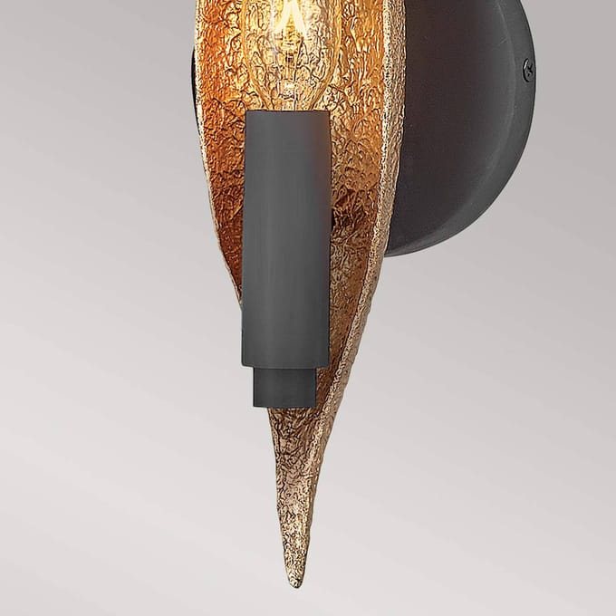 Quintiesse Wandlamp Willow, zwart-goud, 1-lamp