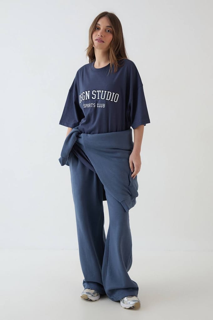 Dames Dsgn Studio Applique Oversized T-shirt | Marineblauw | Maat: Medium