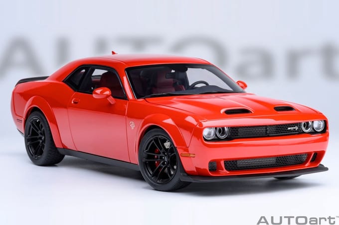 AUTOart 1/18 Dodge Challenger SRT Jailbreak, Torred