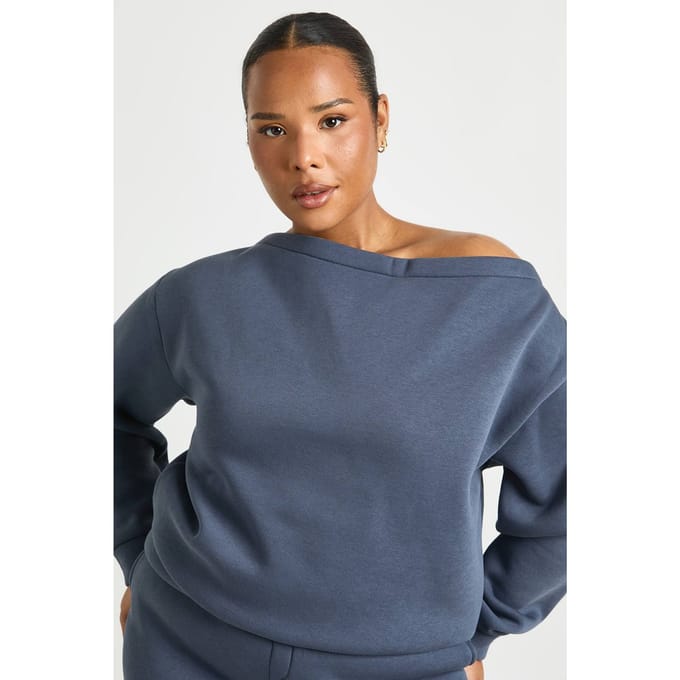 boohoo Dames Plus Off-the-Shoulder Ruimvallende Sweatshirt | Houtskool | Maat: 46