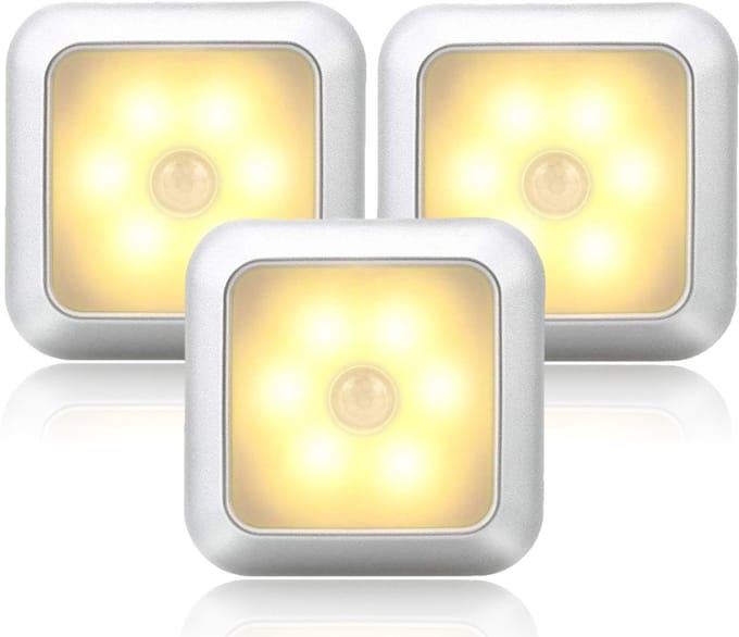 longziming LED Nachtlampjes Set - Bewegingssensor - 3 Stuks – Bewegings- en Lichtsensor - Warm Wit - Voor Kast, Plank en Trap - Gemakkelijk te Installeren