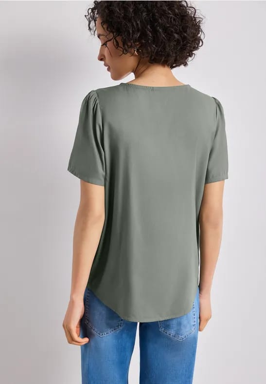 Blouse met ronde hals en korte pofmouwen