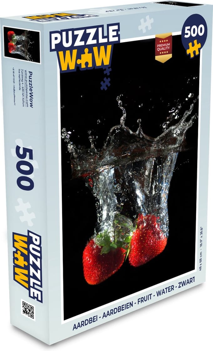 Puzzel Aardbeien - Fruit - Water - Zwart - Rood - Legpuzzel - Puzzel 500 stukjes