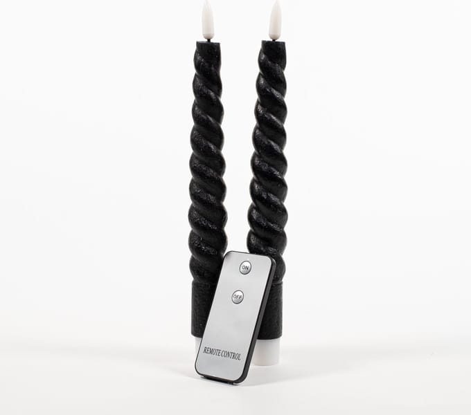 Anna's Collection LED dinerkaarsen swirl - zwart - 2x st - 23 cm