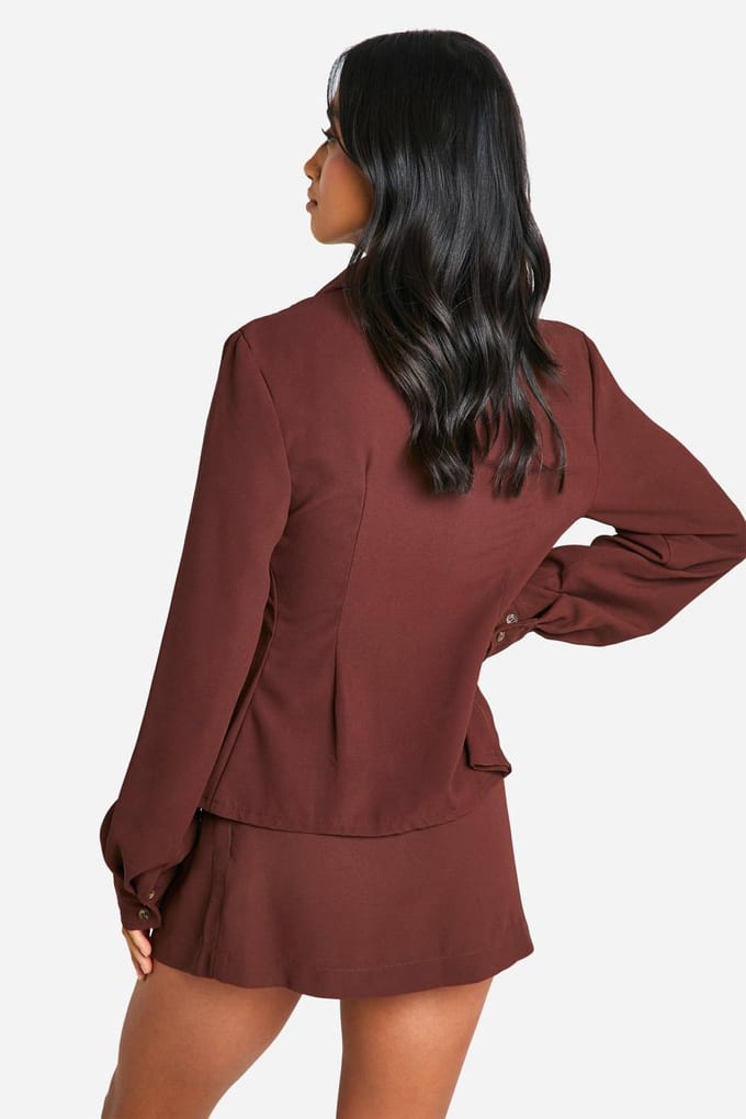 boohoo Dames Petite blouse met enkele sluiting in crepe, nauwsluitend | Rust | Maat: 8