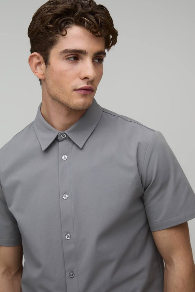 Regular Fit Technical Stretch Short Sleeve Shirt | Grey | Size Medium