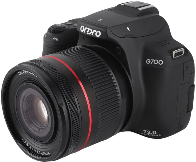 Dailygoody - 4K Digitale Camera - Compacte Fotografie Camera - Vlogcamera met Flip-screen - 64MP Beeldkwaliteit - WiFi Verbinding - Ideaal voor Creati.