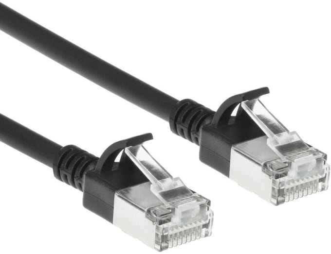 ACT Zwarte 2 meter LSZH S/FTP CAT7 slimline patchkabel snagless met RJ45 connectoren DF7902