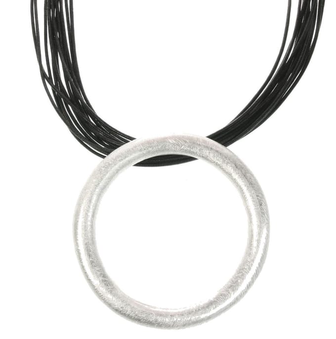 Behave - Necklace Scratched Circle - Minimalistisch Design - Tijdloze Stijl