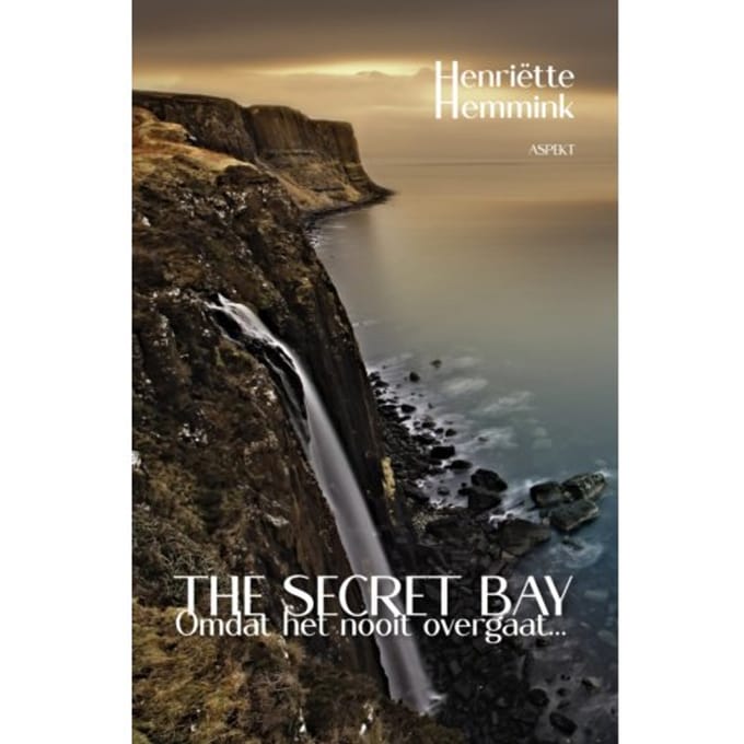 Omdat Het Nooit Overgaat - The Secret Bay - Henriëtte Hemmink