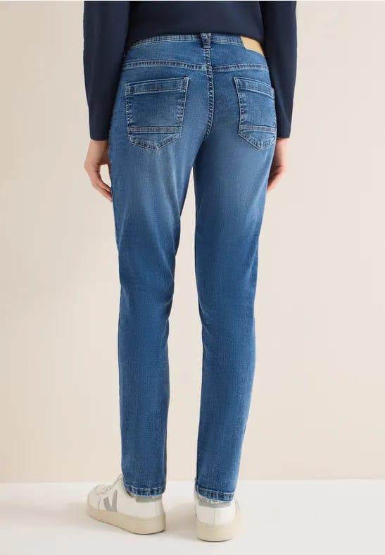 Straight Legs jeans