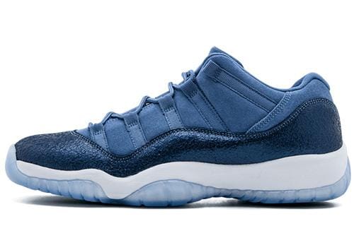 Air Jordan 11 Retro Low 'Blue Moon' GS 580521-408 36 blue