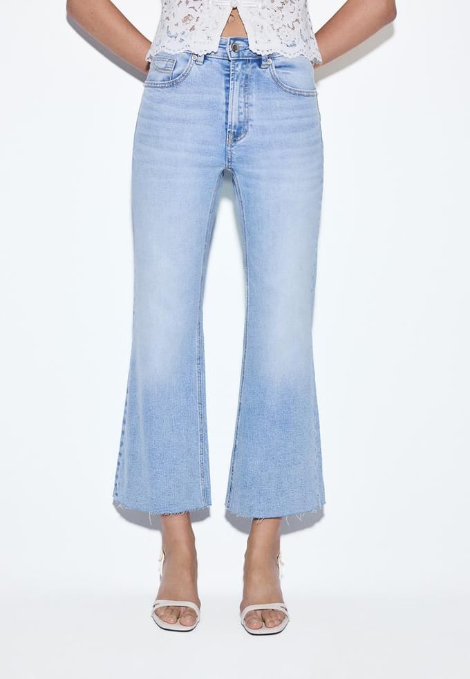 Stradivarius D78 Jeans cropped klokkend  LICHTBLAUWE DENIM WASSING 38