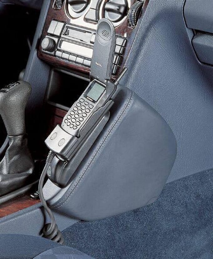 Houder - Mercedes Benz C-Klasse (W202) 1993-2001 Kleur: Zwart