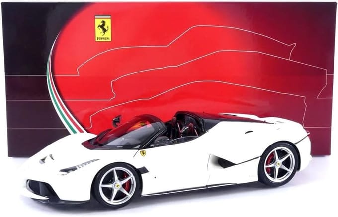 Ferrari 'LaFerrari' Aperta - 1:18 - BBR