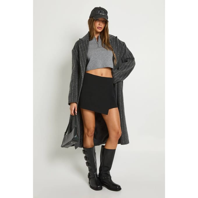 boohoo Dames Op maat gemaakte wrap-front mini skort | Zwart | Maat: 38