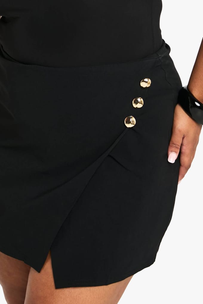 boohoo Dames Plus-knop Versieringsdetail Wrap-Skort | Black | Maat: 26