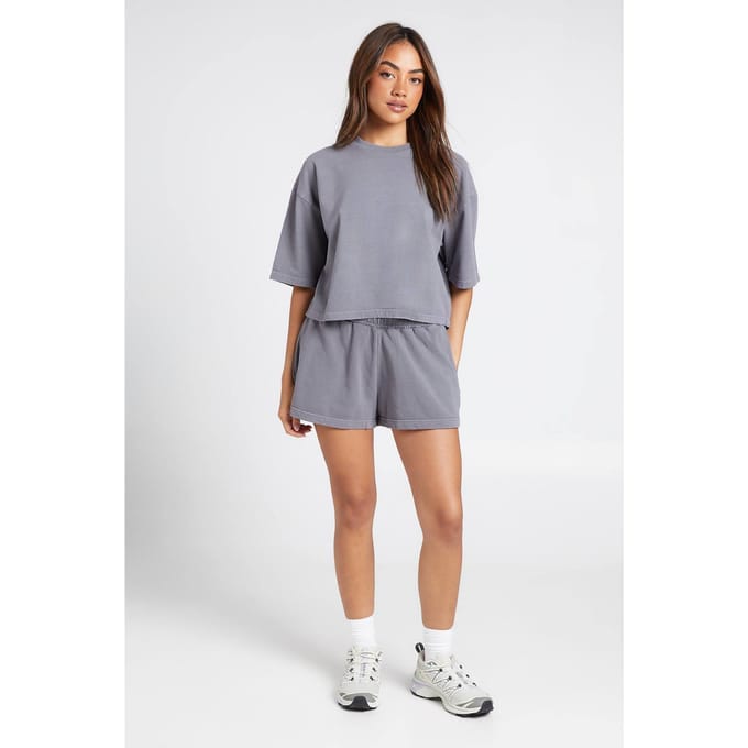 boohoo Dames Gewassen Cropped Boxy T-shirt En Sweat Short Set | Washed Charcoal | Maat: Small
