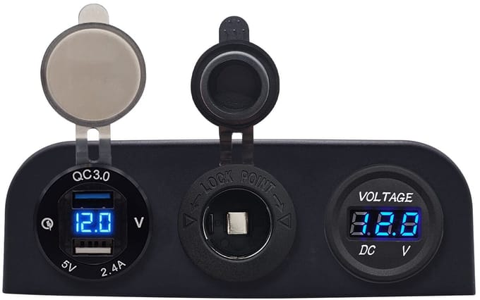 ProRide 12V USB Autolader 2 Poorten - 5V/2.4A - Voltmeter en 12V/24V Sigarettenplug - Drievoudig opbouw paneel