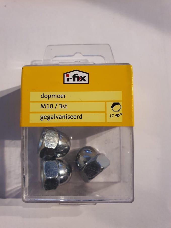 Dopmoer m10 / 3 stuks verzinkt. I-Fix.