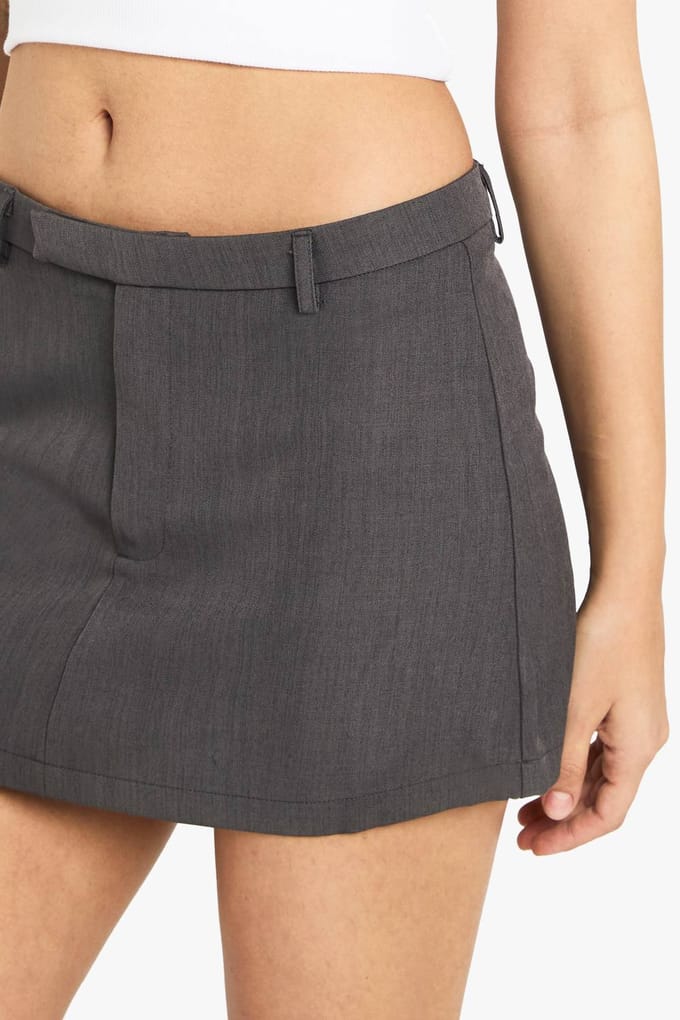 boohoo Dames Op maat gemaakte mini-rok | Slate Grey | Maat: 10
