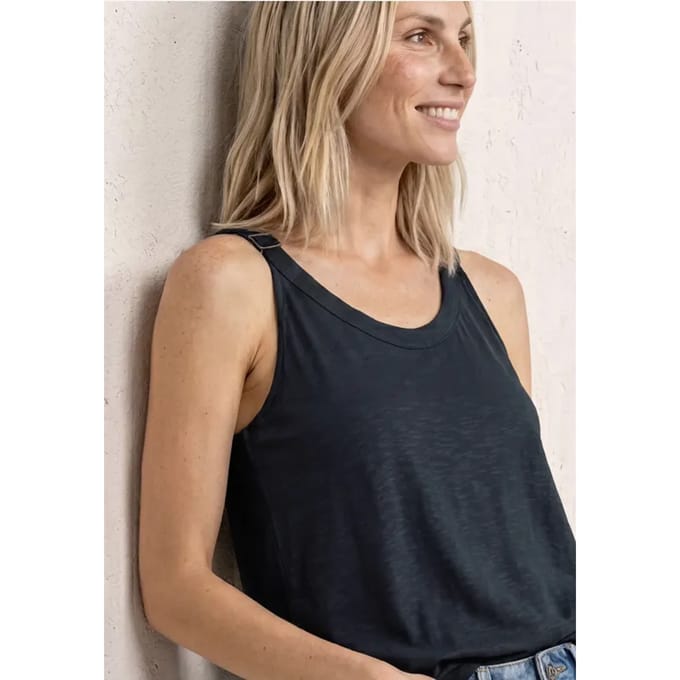 Top met V-hals en decoratief detail