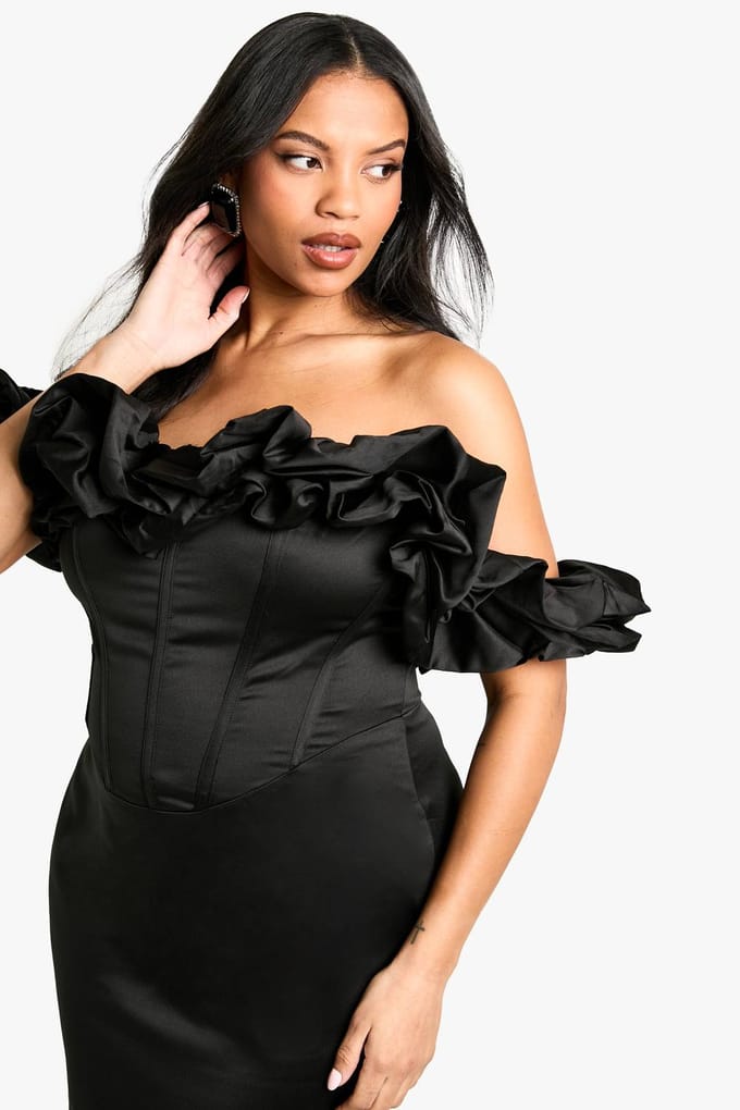boohoo Dames Plus Volume Off-Shoulder Midi Jurk | Black | Maat: 16