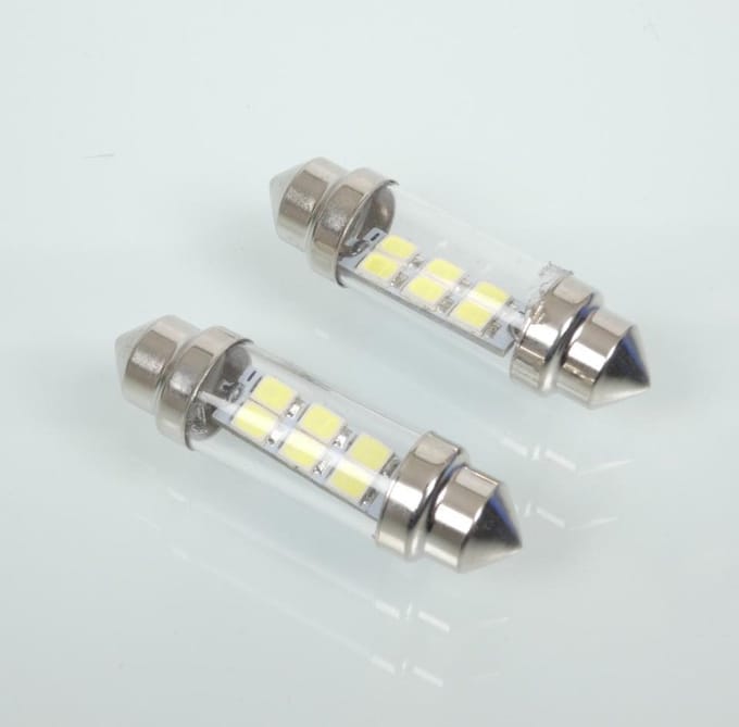 12v witte ledlamp type shuttle t11x39 sv8.5 rms voor motorfiets auto per 2 nieuw
