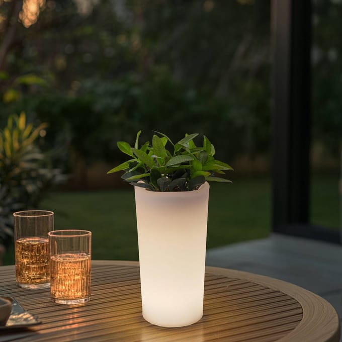 Lindby LED oplaadbare bloemenvaas Florista, RGB, IP54, Ø 12cm, wit
