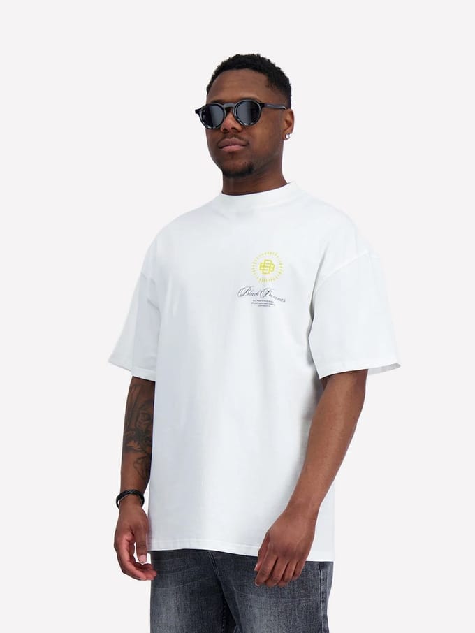 Black Bananas Doves T-shirt,
