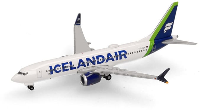 Boeing 737 Max 8 Icelandair Green Tail Landmannalaugar