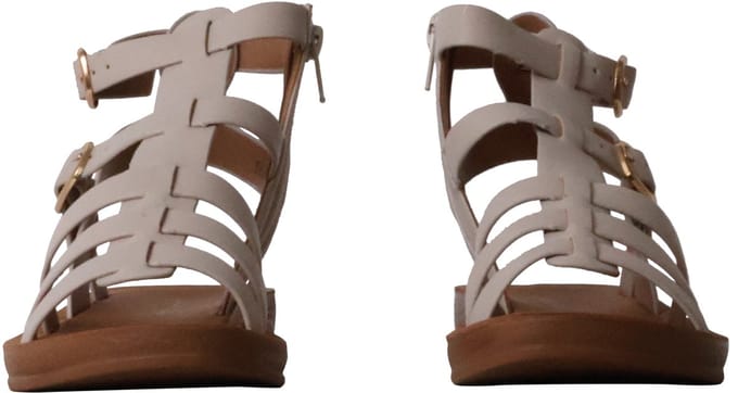 Sandalen om aan te trekken